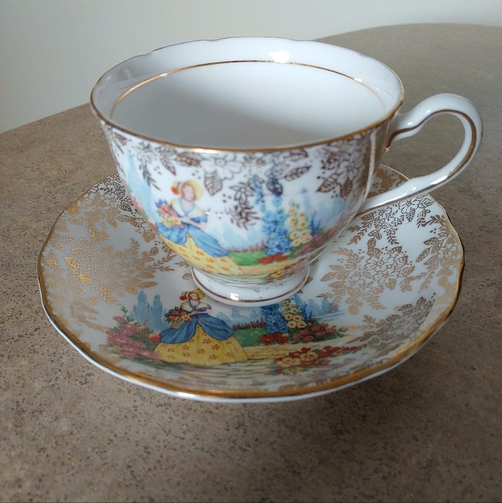 Elegant Floral Teacup and Saucer Set